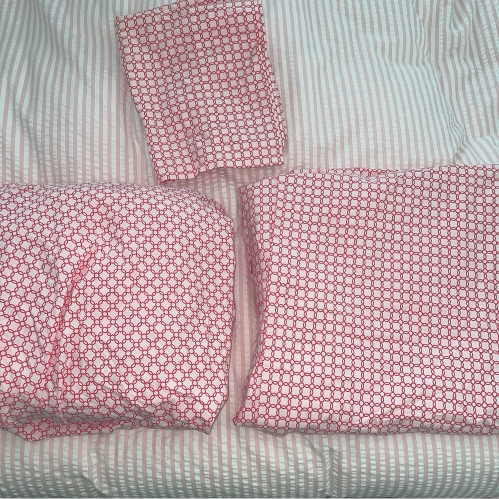 Happy Chic by Jonathan Adler Twin Size Sheet Set Red White Geometric